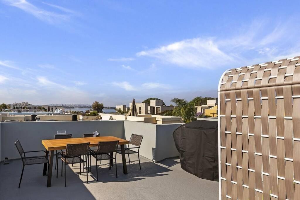 3Bd Sleeps 8 Rooftop Bayside Feel The Ocean Breeze Villa San Diego Exterior photo